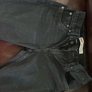 Blk Levi jeans size 14. Worn maybe twice